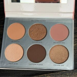 *SOLD* NIB PUR ON POINT EYESHADOW PALETTE Wednesday
